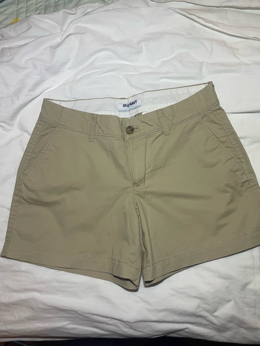 Old Navy Women's Tan Casual Chino Shorts